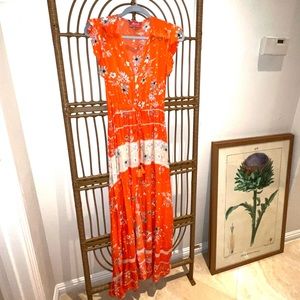 Cinched Maxi Dress in Flowering Secret
Maaji